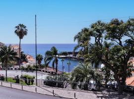 Lobos Bay View, hotel in Câmara de Lobos