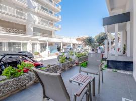 Krem Marin Suites Otel, family hotel in Cesme