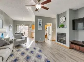 Updated Omaha Condo - 15 Miles to Downtown!