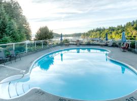 High Point Resort, hotel Campbell River Waterdrome környékén Quathiaski Cove-ban