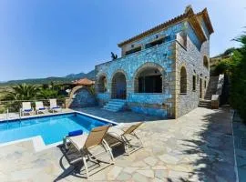 Luxury Villa Nefeli in Stoupa, Private Pool & BBQ