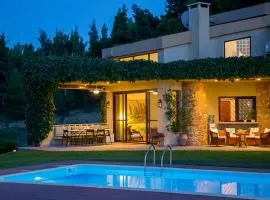 The Sani Jewels, Villa Anna with pool