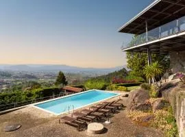 Host Wise - Luxurious House with Private Pool Amazing views