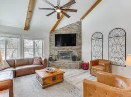 Big Bear Lake Condo with Deck, Steps to Ski Lift