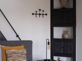 B&B De Joker, hotel with hot tubs in Turnhout