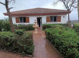 Casa Rural Chalet Venta del Aire Cortijo Terron, cabin in Lanjarón
