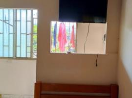 Apartaestudio cerca a Gran Plaza, hotel v destinaci Florencia