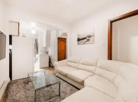 One bedroom apartment with balcony - 2159-03