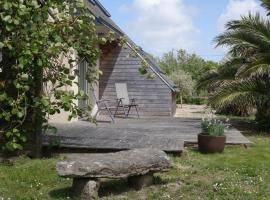 Gîte Océanite - Kerlouan, hotel in Kerlouan