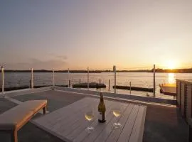Hausboot Moin Madita in exklusiver Lage
