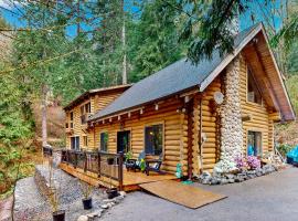 Log House, vacation home in Issaquah