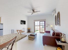Jr Suite 3 - Playa Arcangel, serviced apartment in Rosarito