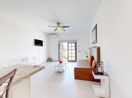 Jr Suite 4 - Playa Arcangel, serviced apartment in Rosarito
