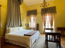 NASS Casa del Aguila, хотел в Куенка