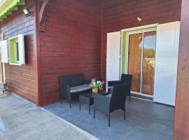 Villa confortable 45m² โรงแรมในAnse-Bertrand