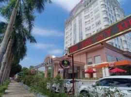 Phù Đổng Hotel Thanh Hóa, hotell sihtkohas Thanh Hóa