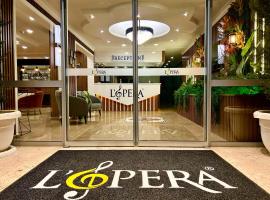 Lopera Beach Hotel, hotel u gradu Edremit