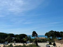 Appartement avec sur la mer !, hotel v destinaci Sagone