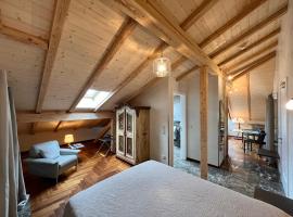 Haus am Berg, Apartment 954 Hm, 82493 Klais、クリュンのホテル