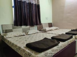 Anjarle homestay, hotel em Dapoli