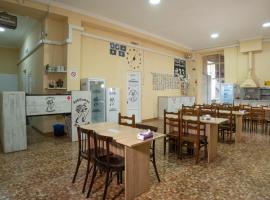 Hostel Mandaria, готель у Кутаїсі