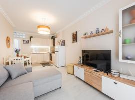 Helia's Cozy Apartment Qerret, apartamento em Golem