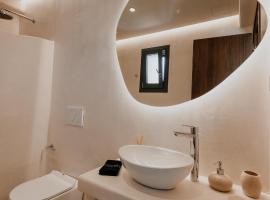 ONYM Curated Villas, hotel in Plaka