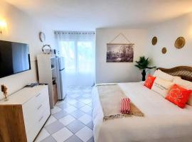 Studio Kenep, hotel i Baie Nettle