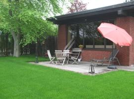 Ferienhaus für 4 Personen ca 63 qm in Möhnesee, Sauerland Möhnesee, hotel in Möhnesee