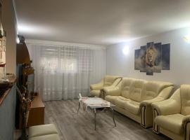 Mary Holiday House, hotel din Mangalia