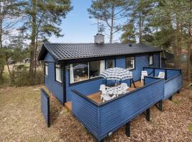 2 Bedroom Gorgeous Home In Nexø, hotel i Neksø