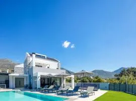 Del Sur Luxury Villa, Absolute Privacy & Comfort, By ThinkVilla