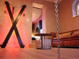 Les Secrets du Château - Love Room: Lichtenberg şehrinde bir ucuz otel