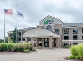 Holiday Inn Express & Suites Wadsworth by IHG