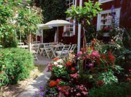 아스케르순드에 위치한 호텔 Garvaregården Hotel , B&B och Café