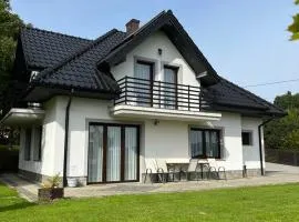Dom w Zawadzie Lanckorońskiej 101