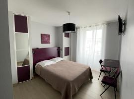 Hotel Mendy, hotel with parking in Saint-Jean-le-Vieux