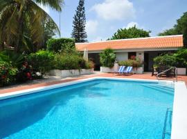 Kas di Ala apartments, hotel with pools in Willemstad