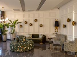 Hotel Las Tres Campanas, khách sạn gần Căn cứ không quân Talavera La Real - BJZ, Badajoz