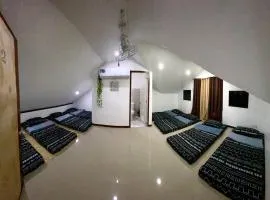 TopBudz Hostel Panagsama Moalboal
