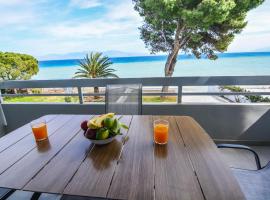 JOY SEASIDE APARTMENTS, vacation rental in Xylokastro