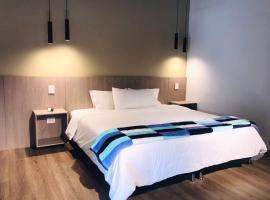 Hotel & Golf Isak Aeropuerto, hotel a Rionegro