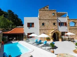 Grandpas House - Countryside Villa with Private Pool & Whirlpool Tub