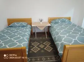 Zimmer frei "Cosmina"