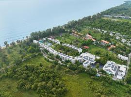 Le Méridien Phuket Mai Khao Beach Resort, viešbutis mieste Mai Khao Byčas