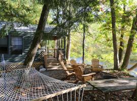 neversink river resort, villa in Cuddebackville