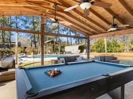 Spacious Oasis With Pool - 5BR