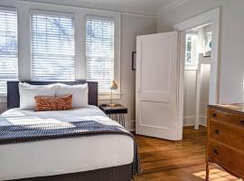 Spacious Industrial Modern Apt, hotel in Columbia