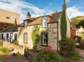 Heron House: The Forth Rail Bridge Cottage