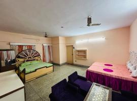 Huge Private two double beds family room, pet-friendly hotel in Kānpur